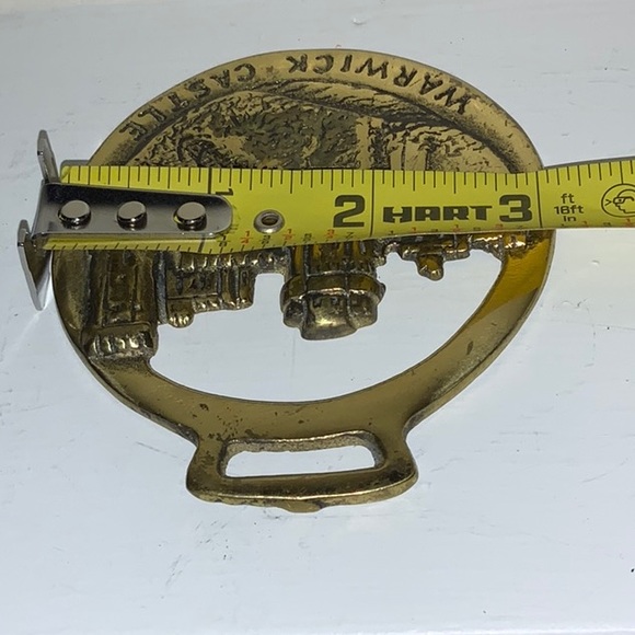 Warwick Castle Metal Horse Medallion - Picture 5 of 5